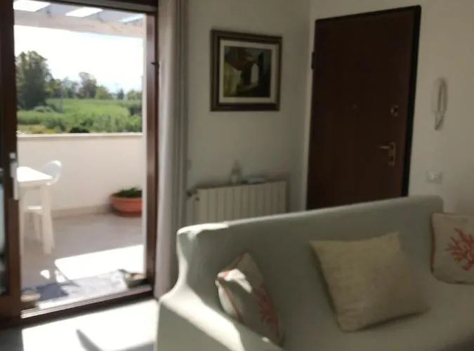 Daire Via Alloro 44 *